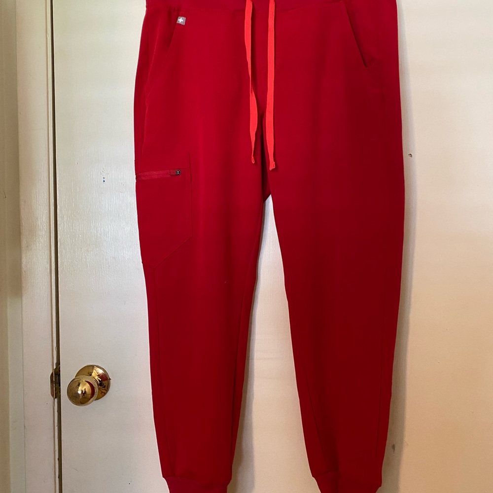 FIGS High Waisted Jogger scrub pants